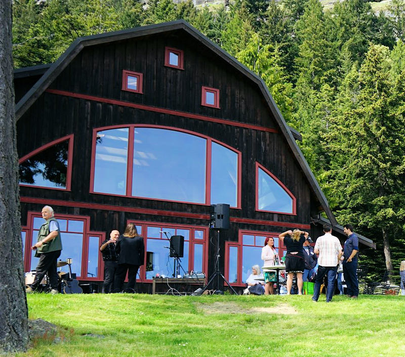 Sage Hayward Vineyards